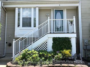 9 N Merriment Dr, Newark, DE 19702