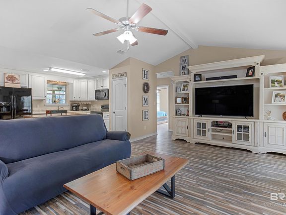 3rd image of 11555 Taylors Dr