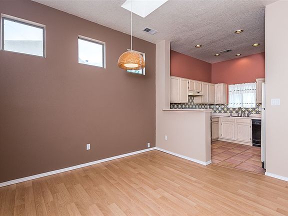 4th image of 1440 Paseo Norteno