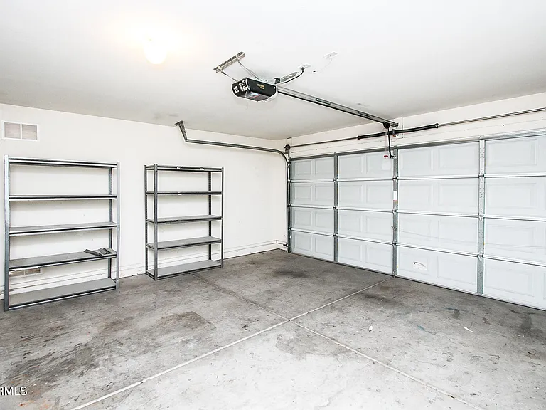 12522 W Grant St — Photo 24