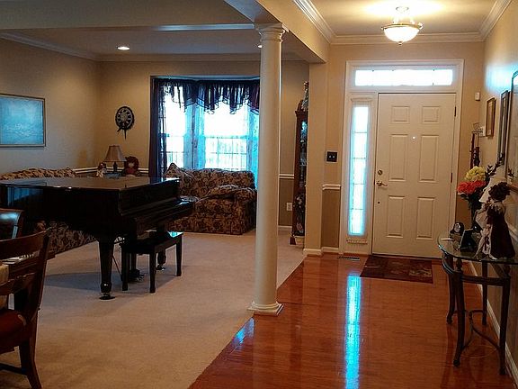 2nd image of 6851 Averbach Ct
