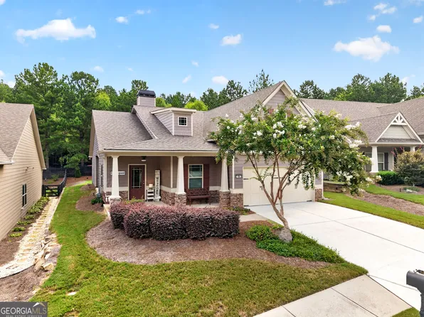 104 Willow Creek Trl, Dallas, GA 30132