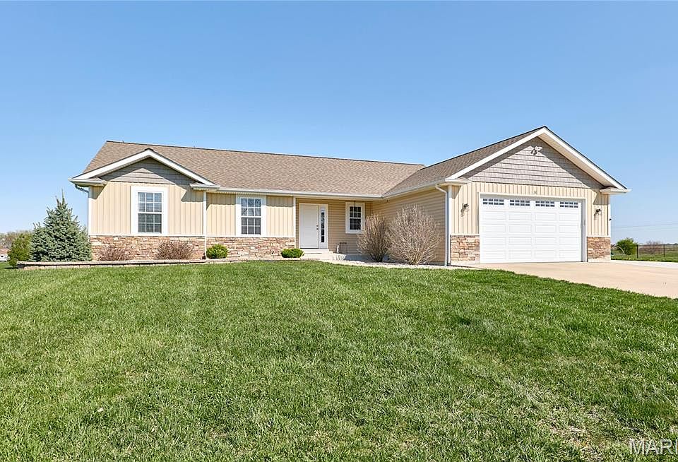 1st image of 34 Moore Estates Ct