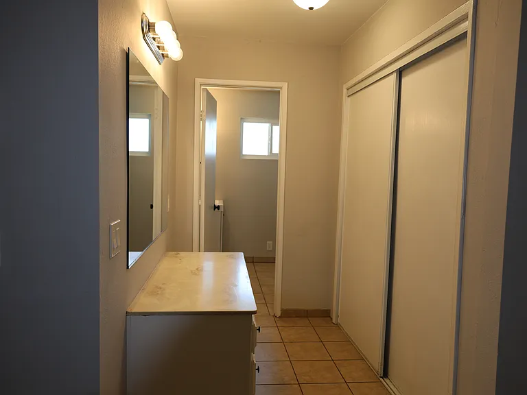 16458 Spruce St — Photo 28