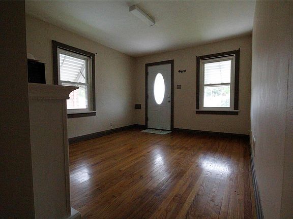 4th image of 4610 Leona St