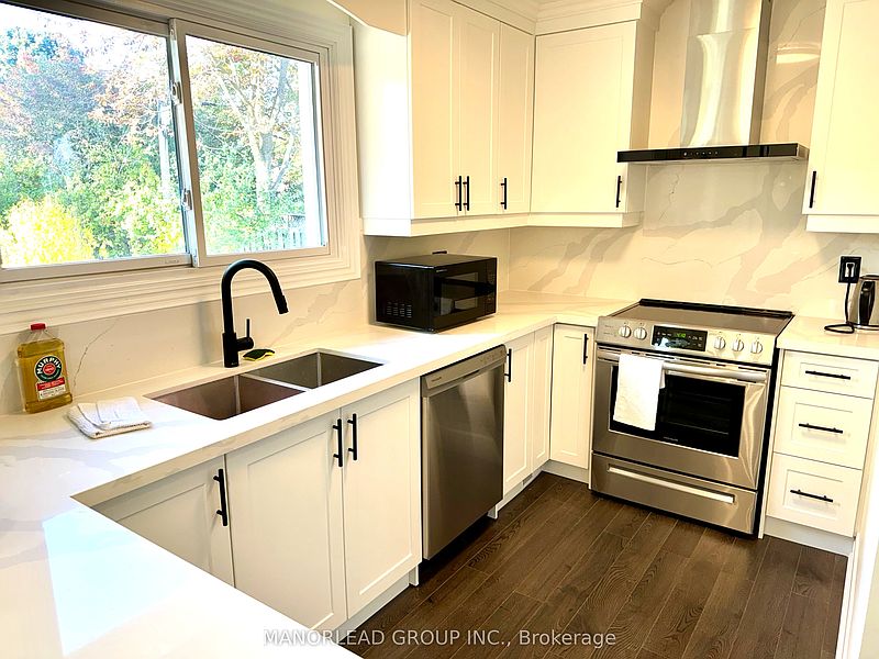 Toronto House for rent - 5 Bedrooms — photo 5