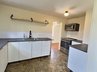 7015 N Greeley Ave #B, Portland, OR 97217