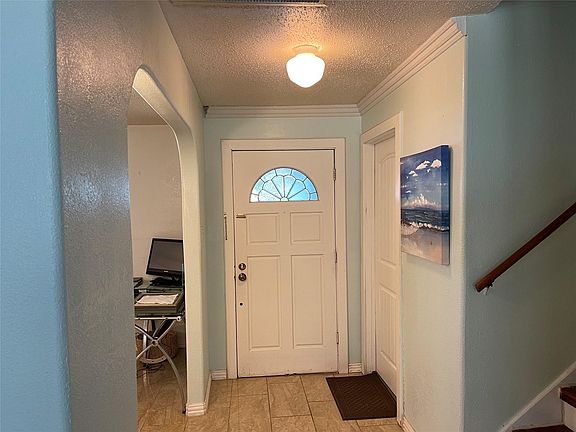 4th image of 7215 Jadewood Dr