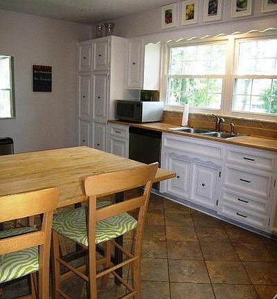 4th image of 4989 Bayberry Dr