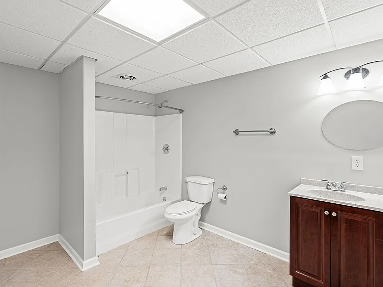 11355 Vedrines Dr — Photo 42