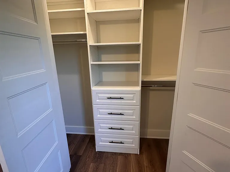 250 N Forest Ave — Photo 10