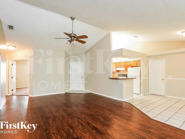 8296 Buena Vista Rd — Photo 4