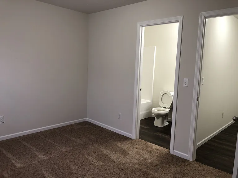 2539 Vienna Rd — Photo 17