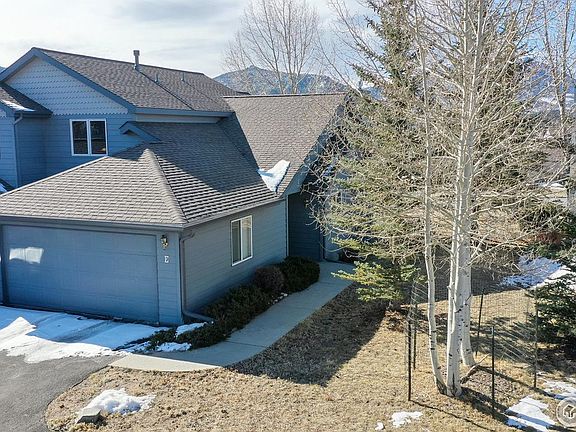 4th image of 1519 Raven Cir #E