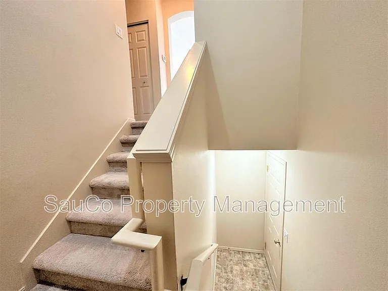 1867 NE Ashberry Dr #1 — Photo 15