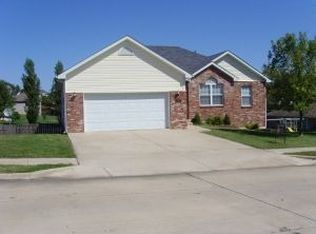 4905 Lillian Dr, Columbia, MO 65202