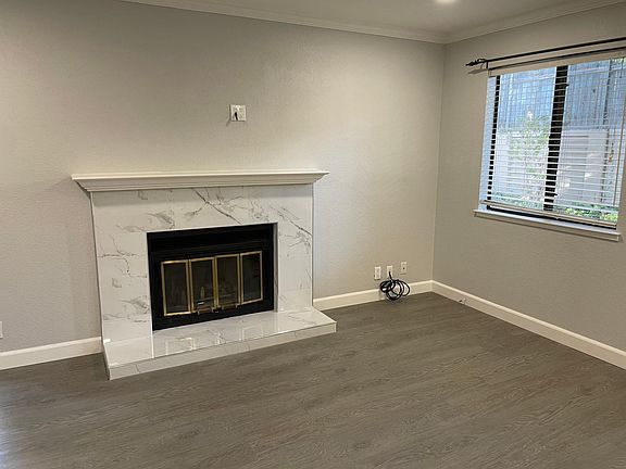 2nd image of 1804 La Terrace Cir