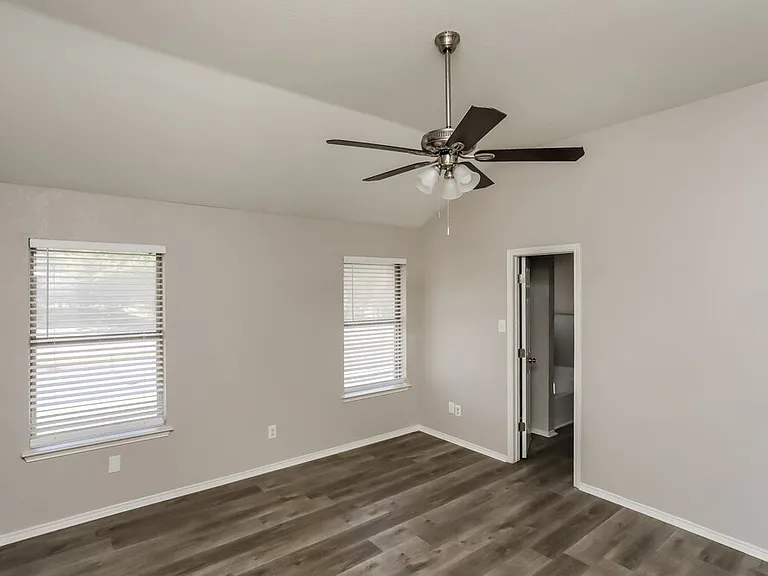 721 S Highland Dr — Photo 12