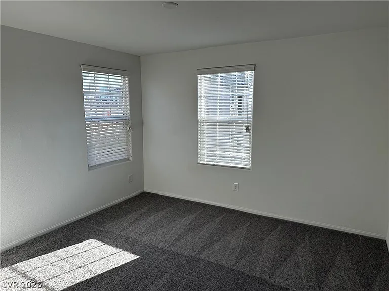 512 Ylang Pl — Photo 14