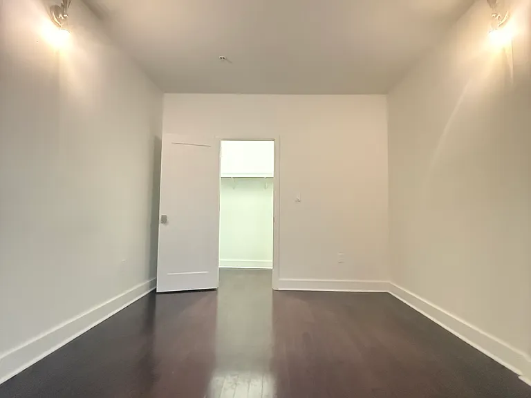 50 S Jefferson St #504 — Photo 5