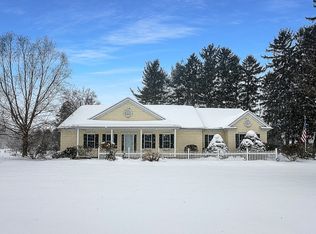 5860 Stoneridge Dr, Fairview, PA 16415