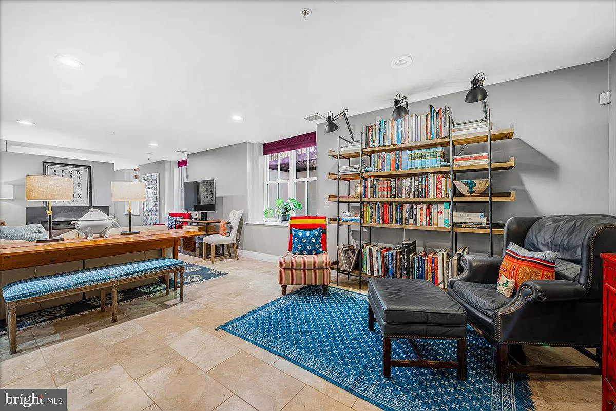 Cromley Lofts — Photo 3