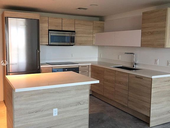 5th image of 16385 Biscayne Blvd Unit 2020