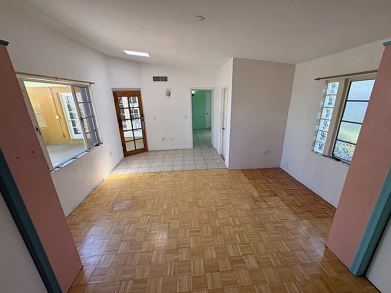 1317 N Dodge Blvd — Photo 14