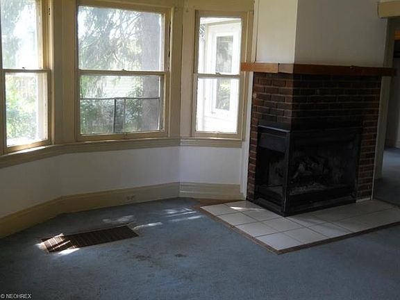 3rd image of 1536 E 337th St
