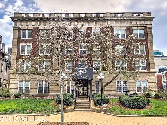 2nd image of 4616 Lindell Blvd APT 415