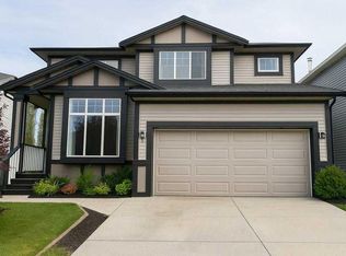 262 N Luxstone Rd SW, Airdrie, AB T4B0J8