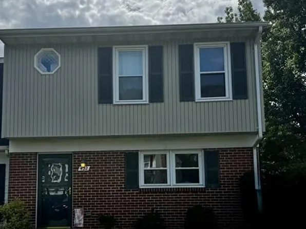 452 Denning Ct, Warrenton, VA 20186