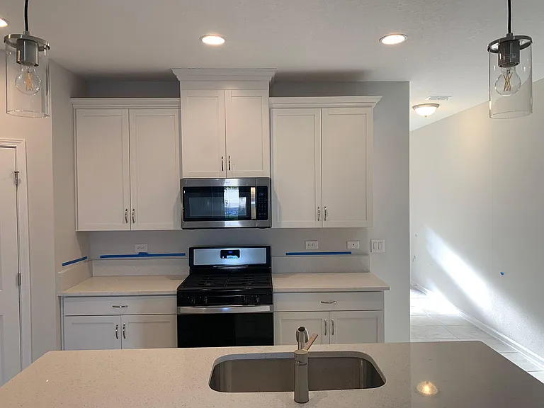 11249 Minnetta Ct #61 — Photo 4