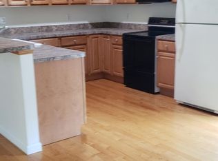 91 Paul Dr #2, Windsor Locks, CT 06096