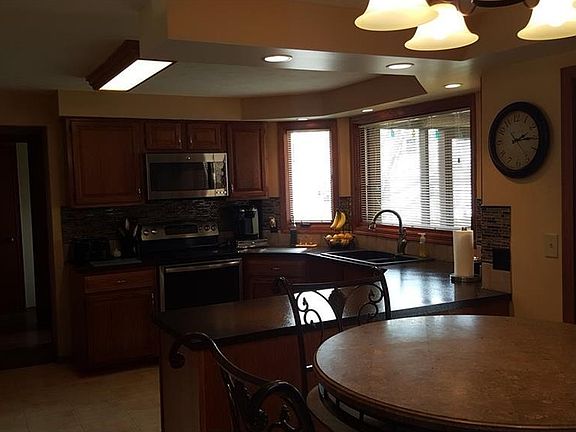 2nd image of 348 Great Oaks Trl