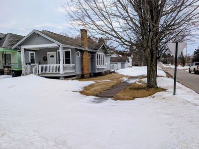 402 Cherry St, Iron River, MI, 49935