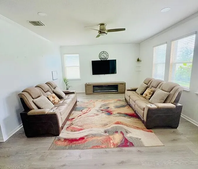 5344 Suncatcher Dr — Photo 11