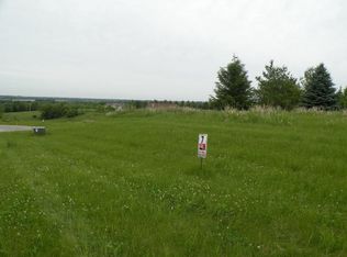 203 Glacial Ter #7, Ripon, WI 54971