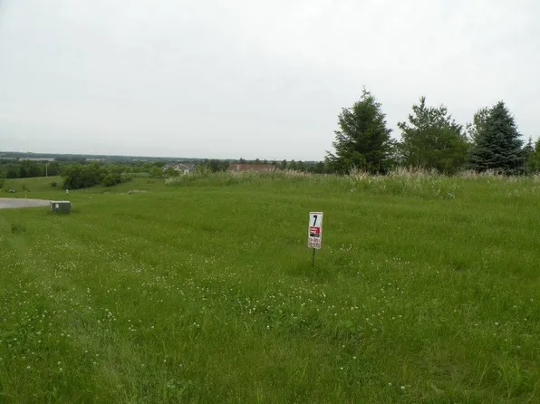 203 Glacial Terrace #7, Ripon, WI 54971