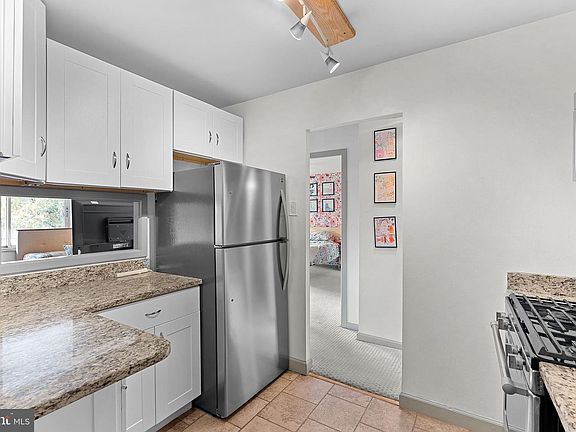 5th image of 5340 Holmes Run Pkwy Unit 400