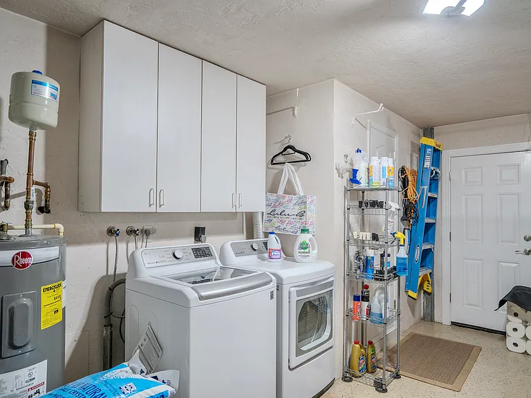 3003 W Vina Del Mar Blvd — Photo 54