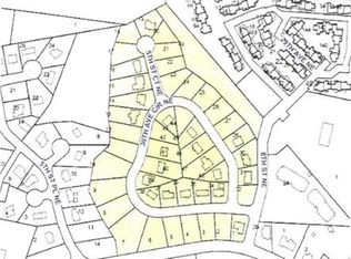 590 30th Avenue Cir NE, Hickory, NC 28601