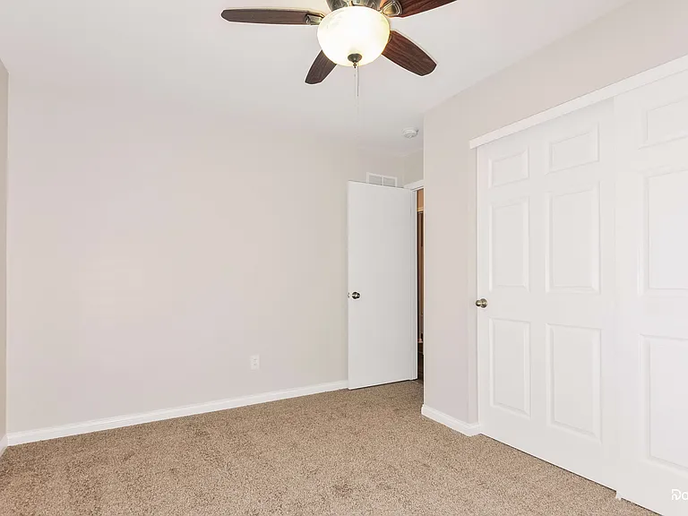 2702 Red Cedar Parc Dr S — Photo 8