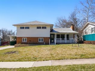 421 Crestview Ave, Iowa City, IA 52245