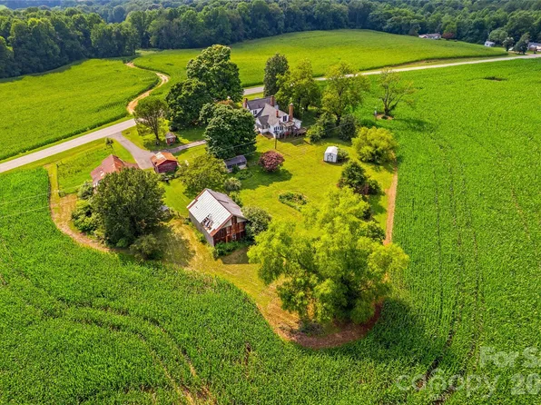 532 Rash Rd, Olin, NC 28660