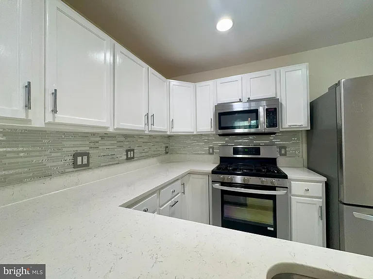 11812 Eton Manor Dr #104 — Photo 19