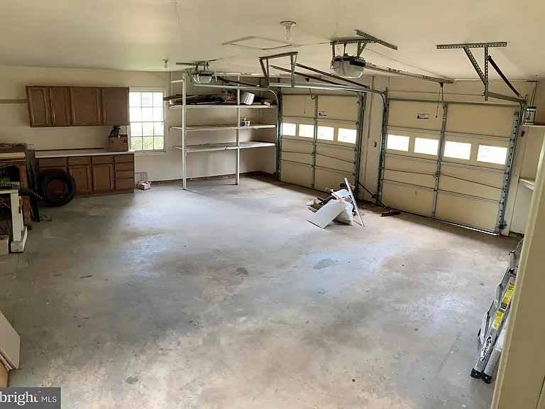 1614 Charnita Ct — Photo 25