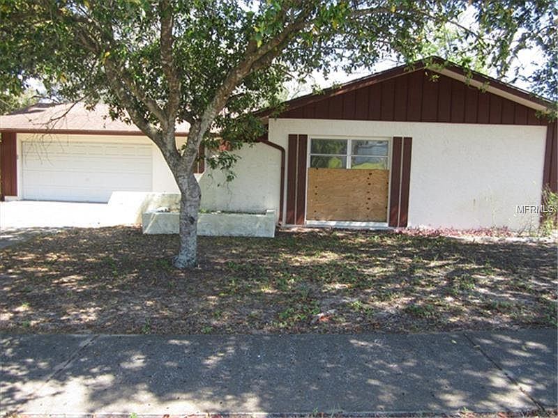 1st image of 8110 Barberry Dr