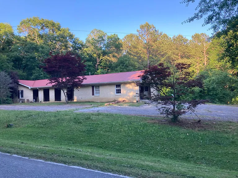 2232 Websters Chapel Rd — Photo 9