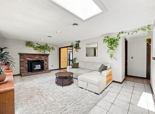 47 Overlook Dr, Easthampton, MA 01027